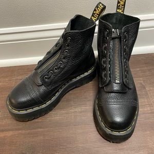 Dr. Martens Sinclair flatform zip leather boots. Pebbled leather.  Wore 1x.